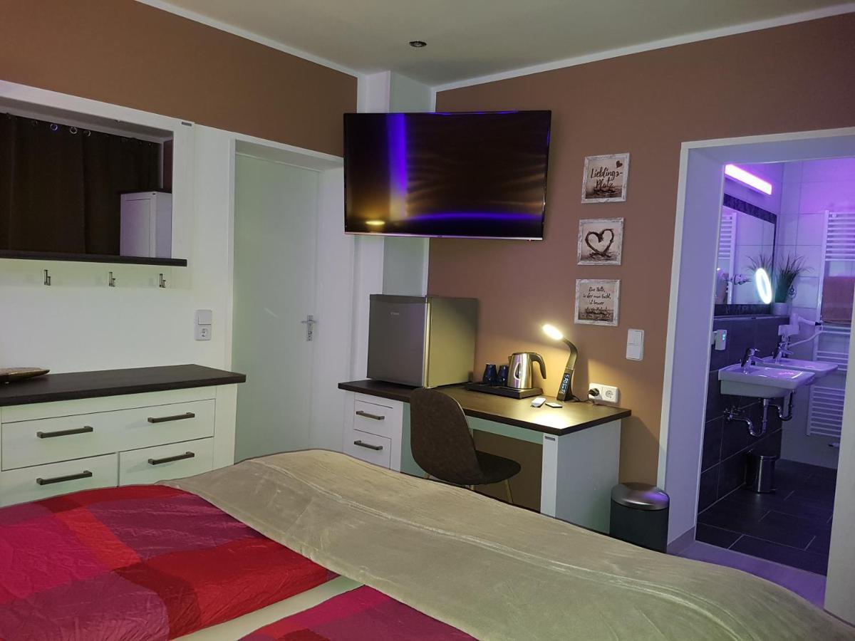 Pension Hoefti Chemnitz Esterno foto